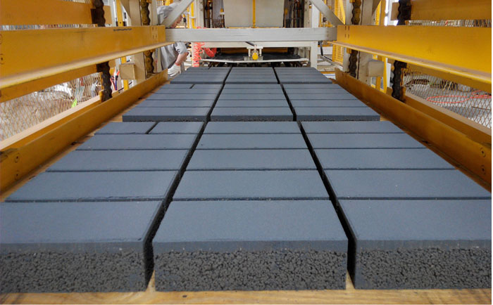 透水磚制磚機(jī)廠家為您深度剖析“透水磚”的哪些事？