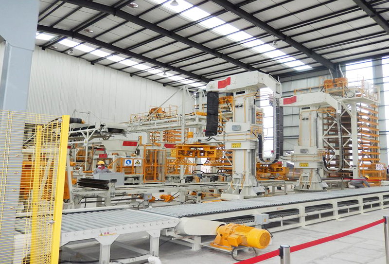 全自動免燒磚生產(chǎn)線生產(chǎn)時要注意的外部影響因素是什么?