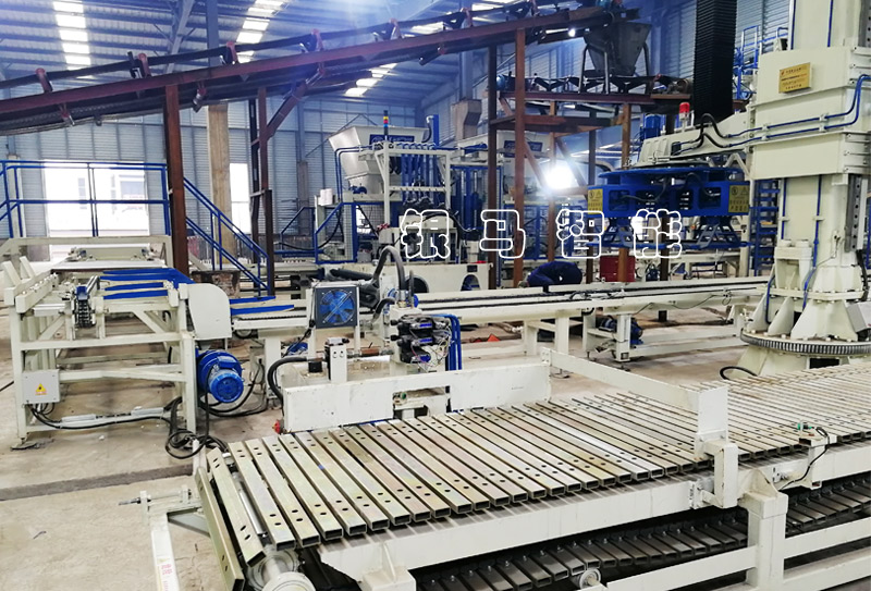 空心磚制磚機(jī)生產(chǎn)線：齒輪減速機(jī)的不同種類及優(yōu)點(diǎn)！