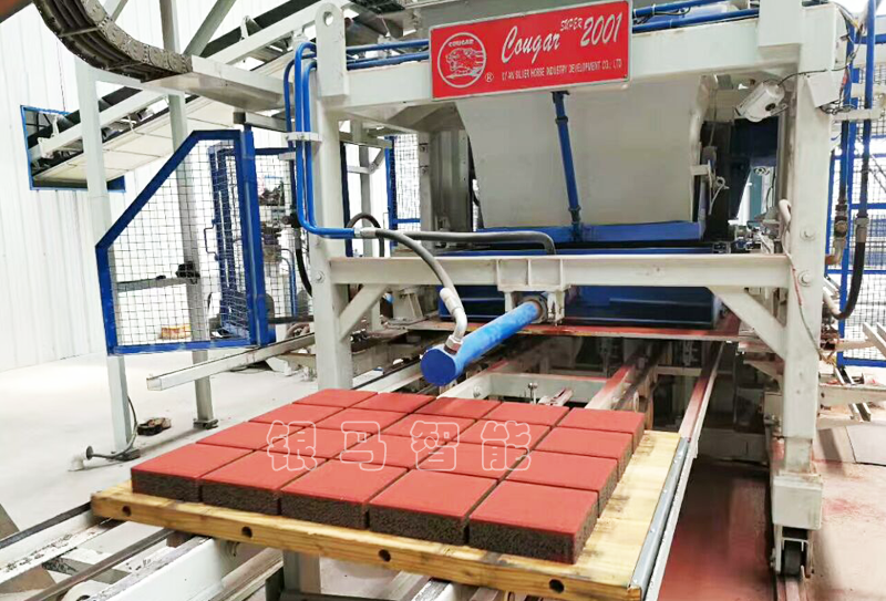 透水磚機(jī)設(shè)備制磚原料配比事項(xiàng)及工藝要求 透水磚機(jī)設(shè)備制磚原料配比事項(xiàng)及工藝要求