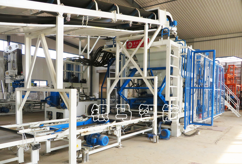 彩色路沿石生產(chǎn)設(shè)備：砌塊磚機(jī)配件存儲分類及軸承安裝事項