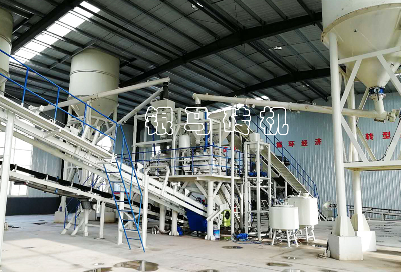 鐵尾礦制磚設備：免燒磚機發(fā)展是將用戶需求轉(zhuǎn)化為滿意度！