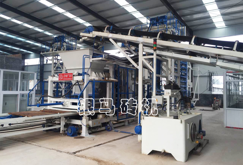 生態(tài)免燒磚制磚設(shè)備生產(chǎn)工廠如何提升效率和產(chǎn)能？