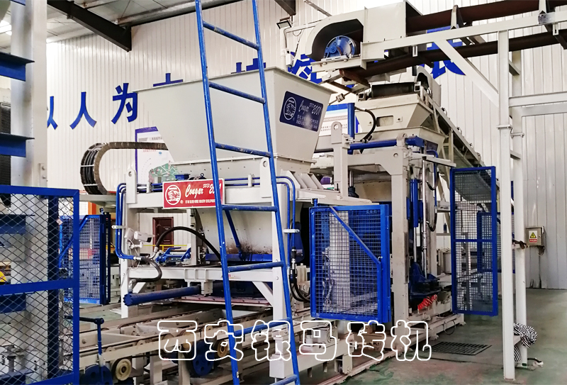 透水磚制磚機(jī)利用固廢生產(chǎn)磚石，進(jìn)軍磚企市場！