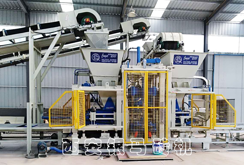 西安銀馬磚/石一體自動免燒磚機(jī)設(shè)備特點(diǎn)及制磚工藝