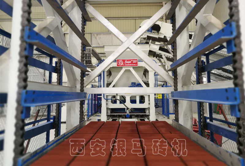煤矸石免燒磚機：“以質(zhì)取勝”，西安銀馬再鑄品質(zhì)機械！