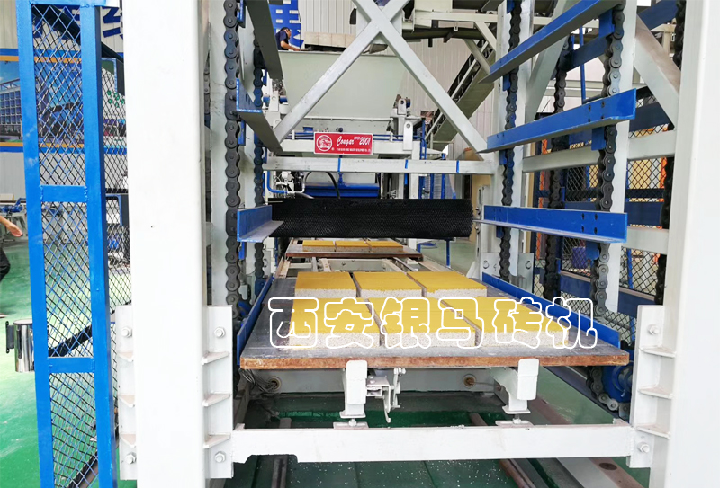 水渣免燒壓磚機：水泥磚機優(yōu)勢與故障處理方案有哪些？