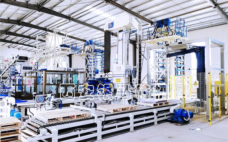 全自動(dòng)智能透水磚機(jī)：柔性化生產(chǎn)線(xiàn)精確控制成本周期