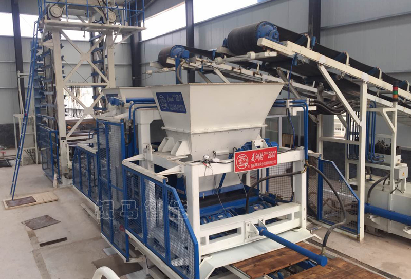 PC仿石磚機：玩不轉(zhuǎn)的軸承，玩不轉(zhuǎn)的安裝方式